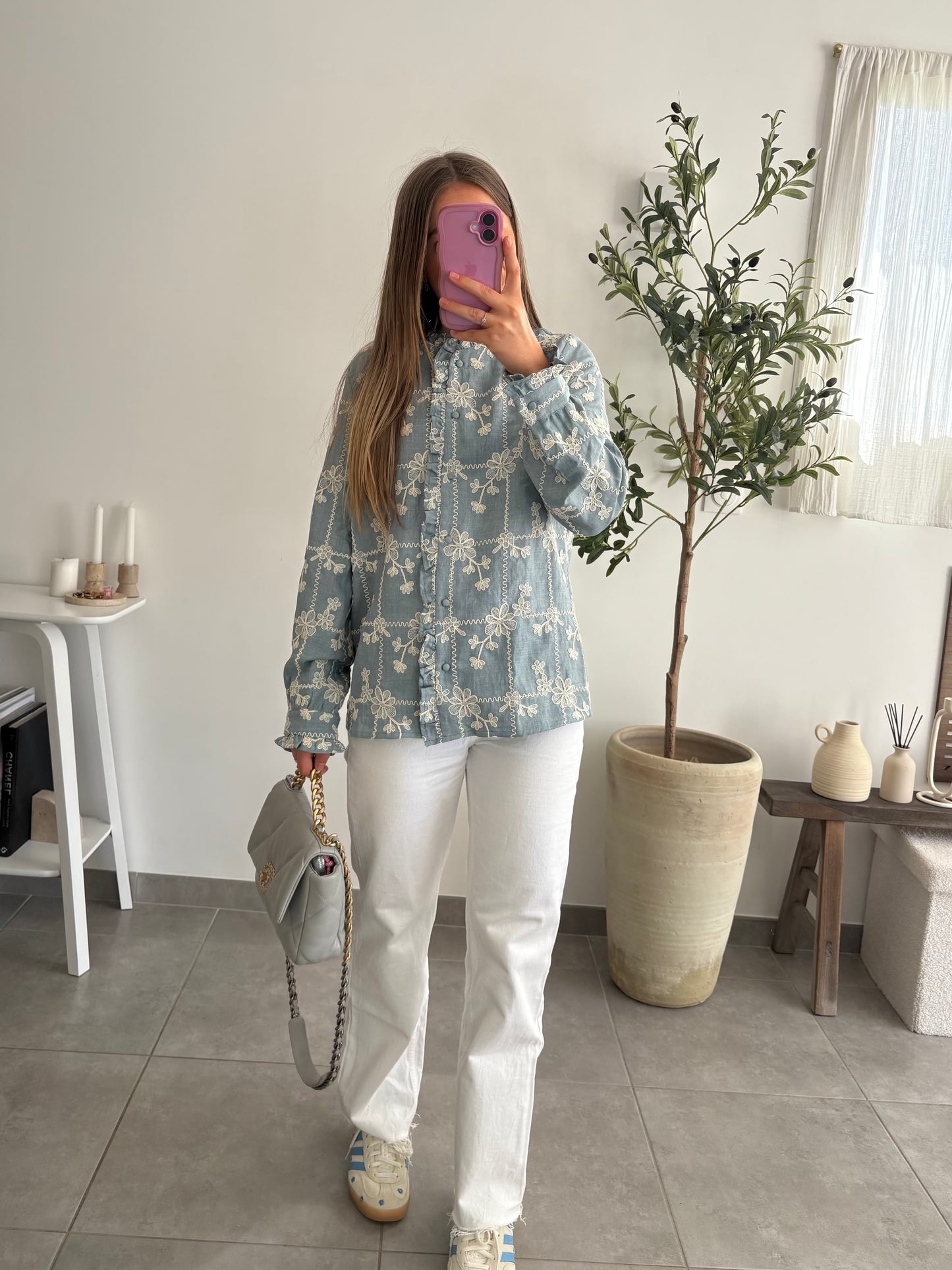 Blouse à fleurs brodées - EMY