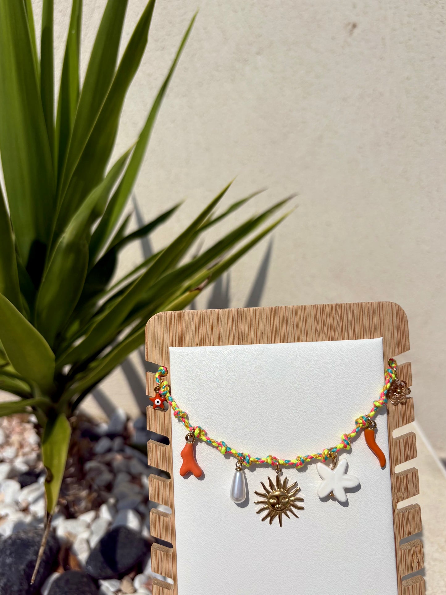 Collier jaune