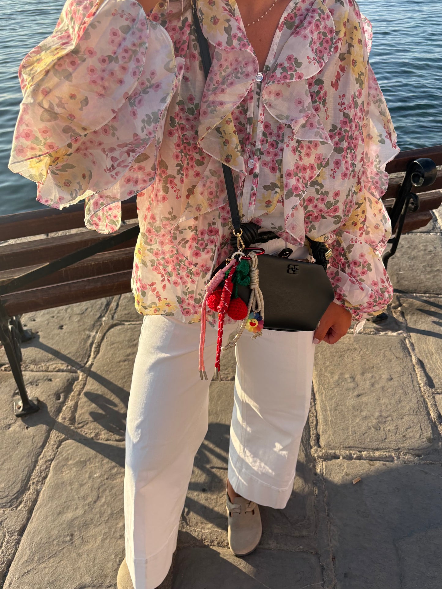 Blouse fleurie à volant - JEANNE