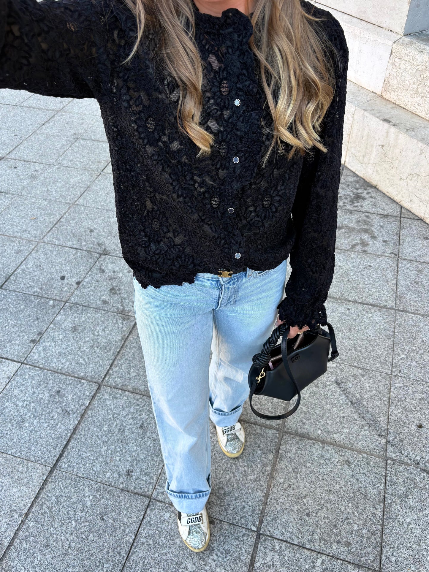 Blouse en dentelle noire - ALICE