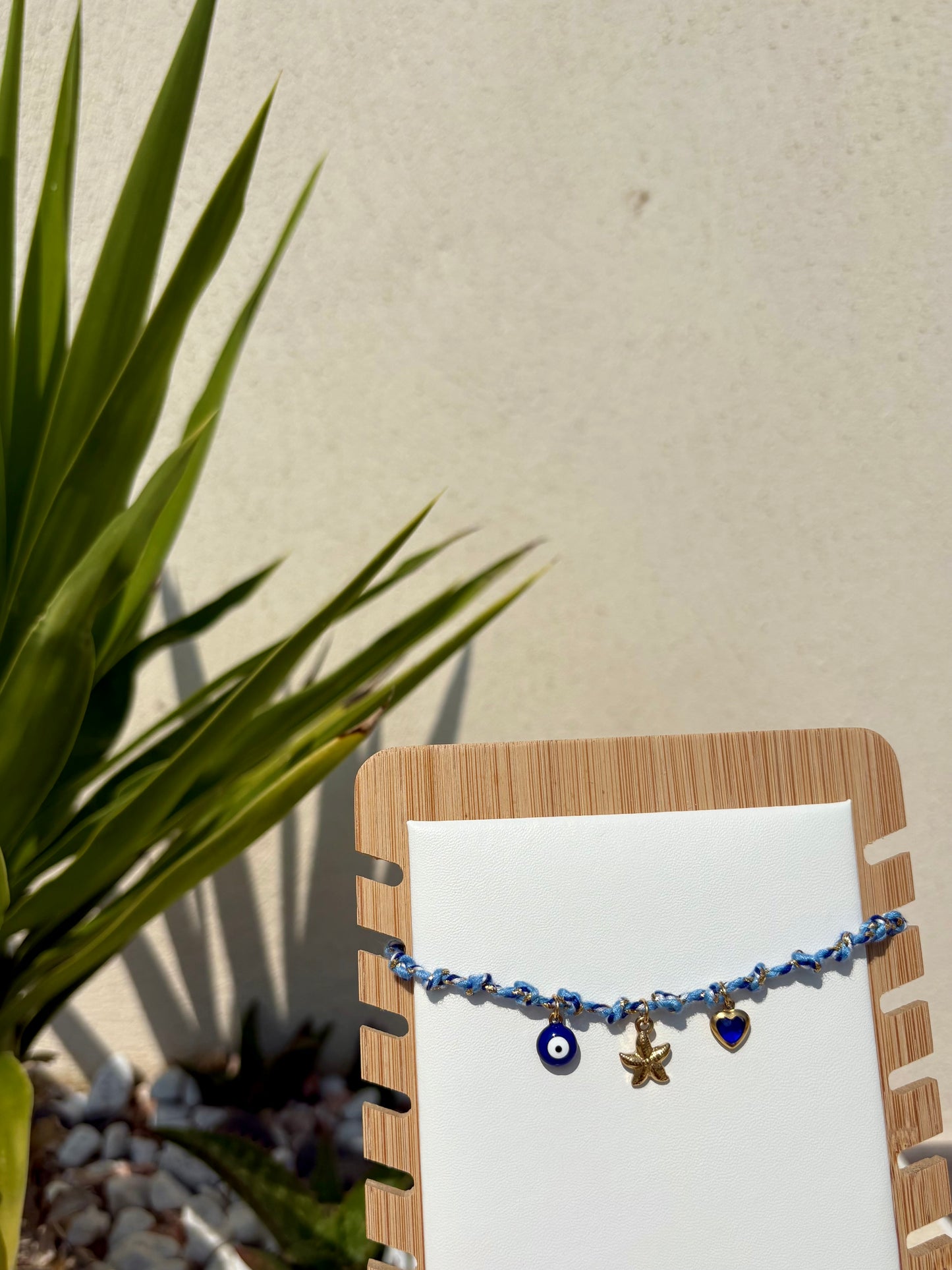 Collier bleu
