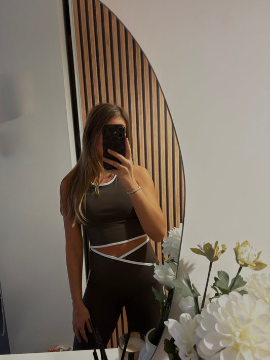 Ensemble de sport 3 pièces - chocolat