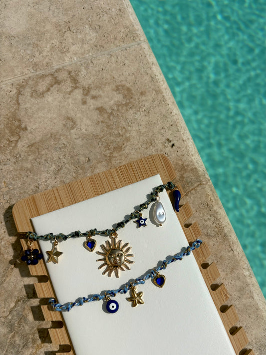 Collier bleu