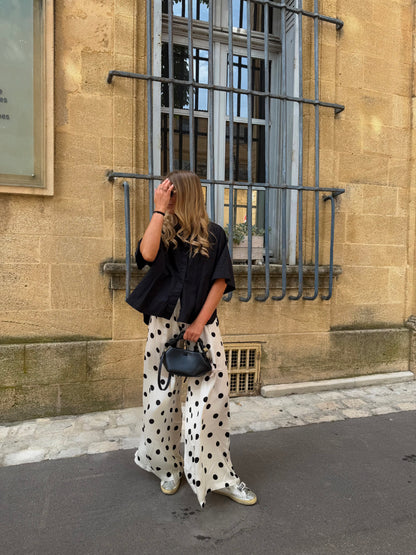 Pantalon satiné à pois